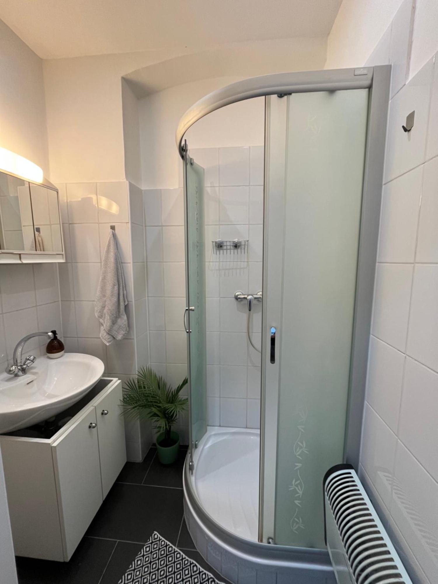 Studio-Apartment In Zentraler Lage Graz Exteriör bild